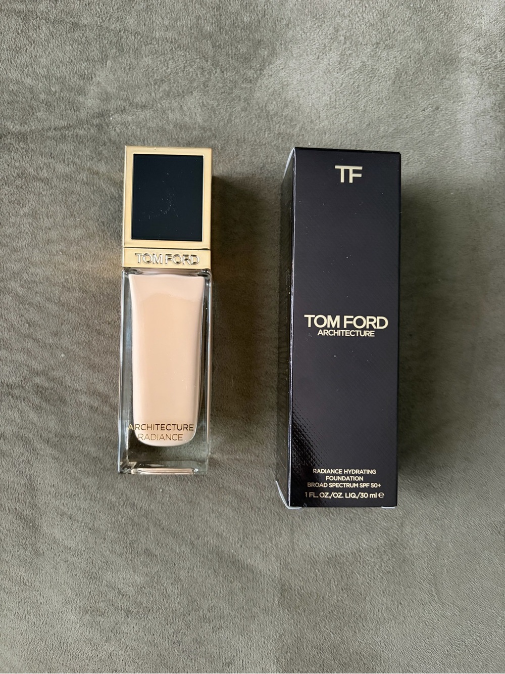 Tom Ford Architecture Radiance Hydrating Foundation - Cream 4.ON